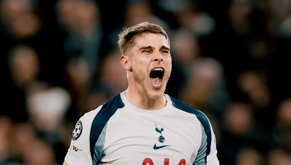 มิคกี้เผย